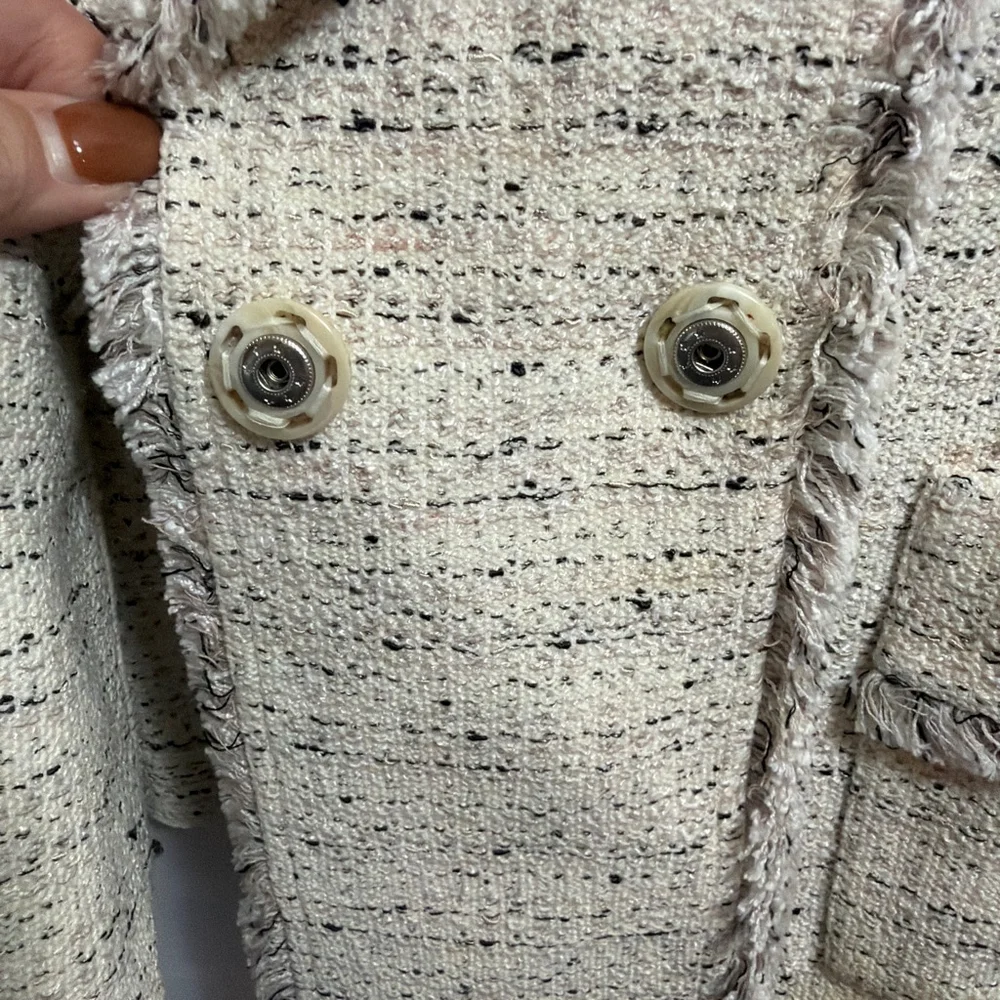 St. John Blazer Fringe Trim Cream Tweed USA Women’s Size 10 Quiet Luxury Office - Picture 9 of 9
